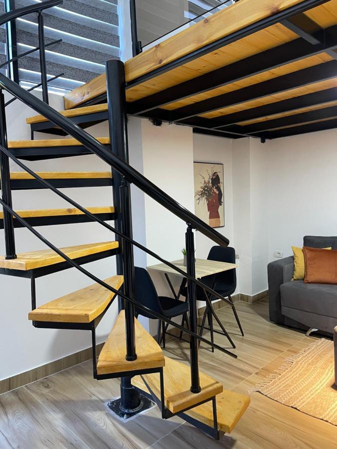 D&E Apartaments Tirana Buitenkant foto